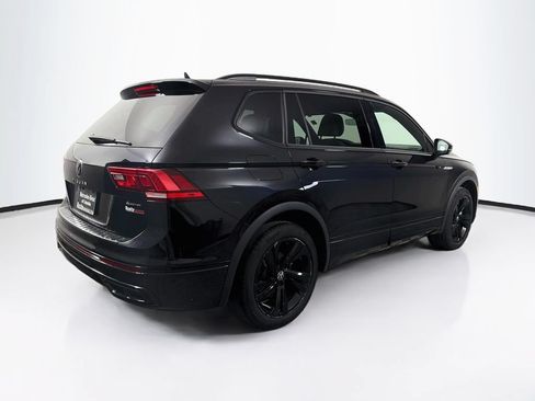 Used 2023 Volkswagen Tiguan SE R-Line AWD/4WD image 7
