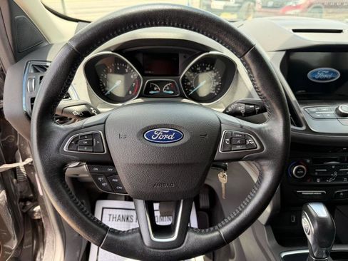 Used 2018 Ford Escape SEL FWD image 19