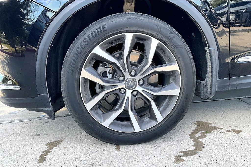 Used 2024 Acura MDX w/ Technology Package FWD image 11