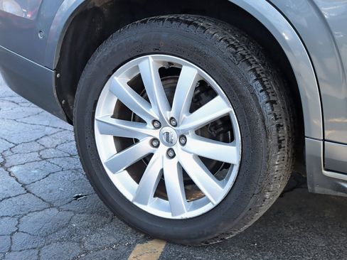 Used 2017 Volvo XC90 T6 Momentum w/ Vision Package image 7