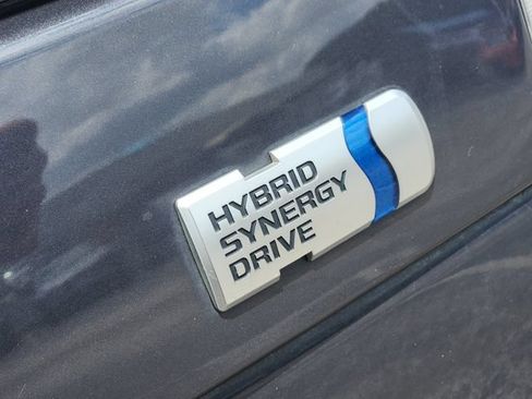 Used 2015 Toyota Prius Two FWD image 6