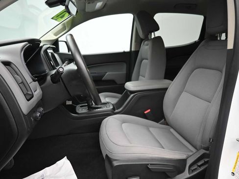 Used 2020 Chevrolet Colorado W/T w/ Custom Special Edition AWD/4WD image 12