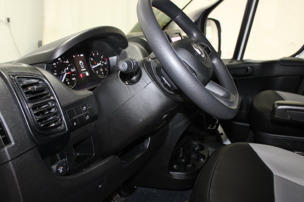 Used 2025 RAM ProMaster 2500 w/ Convenience Group FWD image 22