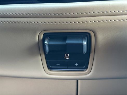 New 2025 Cadillac Escalade IQ Luxury 2 image 22