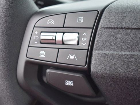 New 2025 Kia K4 LXS image 21