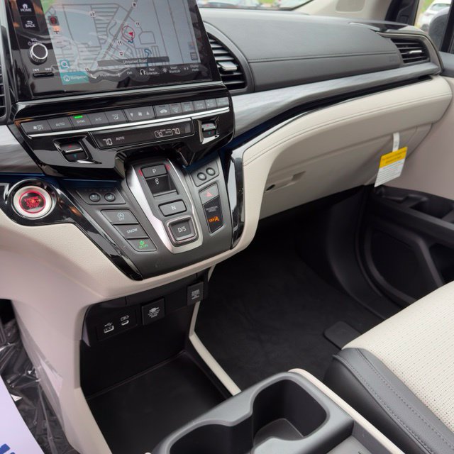 New 2027 Honda Odyssey Elite image 24