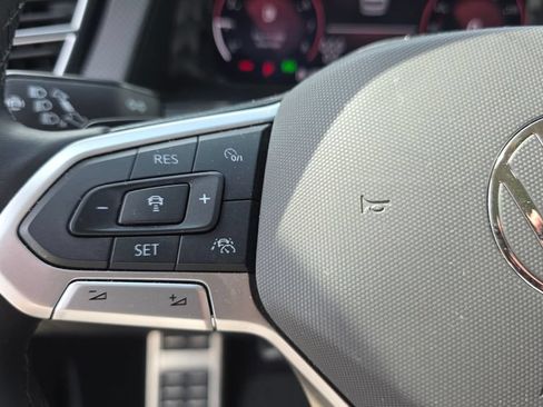 Used 2024 Volkswagen Atlas Peak Edition SEL AWD/4WD image 16
