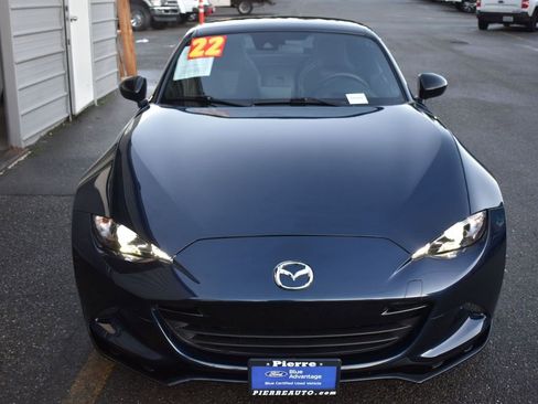 Used 2022 MAZDA MX-5 Miata Club w/ Interior Package image 2