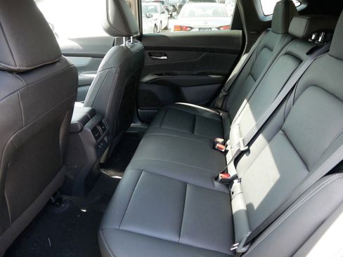 New 2025 Nissan Murano SL image 6