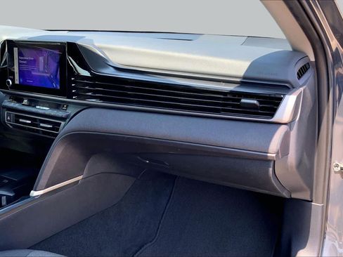 Used 2025 Toyota Camry LE FWD image 19