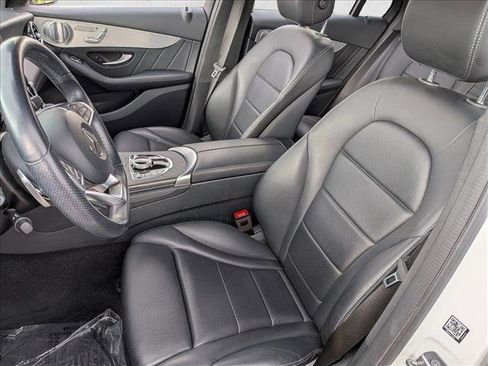 Used 2019 Mercedes-Benz GLC 300 4MATIC image 16