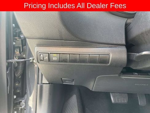 Used 2024 Toyota Corolla LE FWD image 22