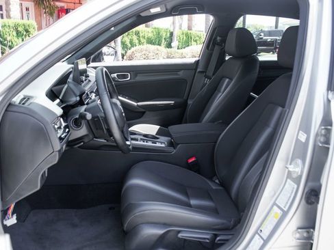 Used 2025 Honda Civic Sport image 16