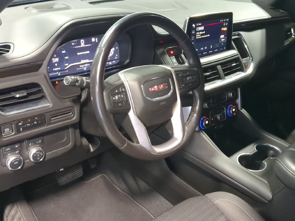 Used 2023 GMC Yukon SLE AWD/4WD image 10