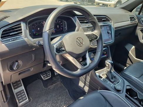 Used 2022 Volkswagen Tiguan SEL R-Line AWD/4WD image 22
