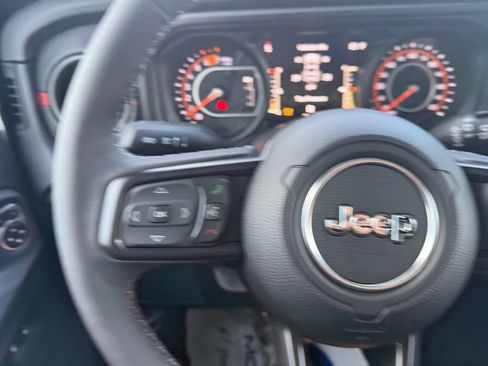 New 2026 Jeep Wrangler Unlimited Rubicon AWD/4WD image 17