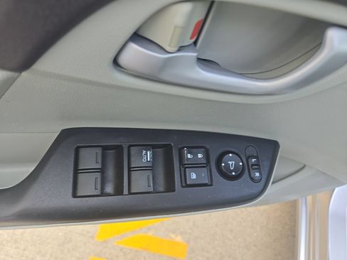 Used 2012 Honda Civic LX image 10