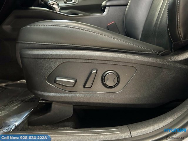 Used 2023 Kia Sorento S FWD image 32
