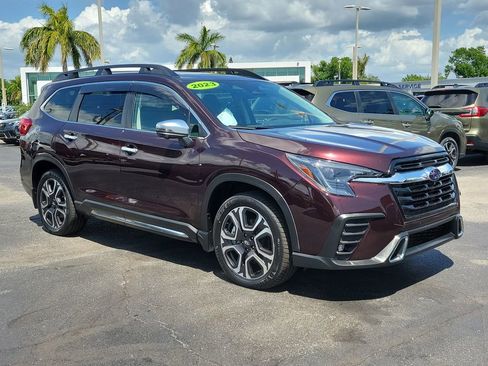 Used 2023 Subaru Ascent Touring image 2
