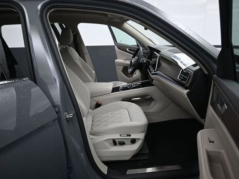 New 2026 Volkswagen Atlas SEL Premium R-Line AWD/4WD image 14