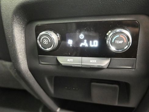 New 2026 Chevrolet Traverse LT w/ Driver Confidence Package image 9