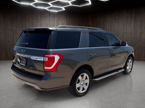 Used 2019 Ford Expedition XLT w/ Equipment Group 202A RWD image 7