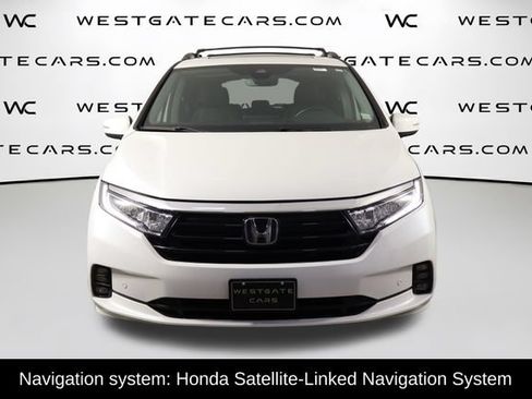Used 2021 Honda Odyssey Touring image 2