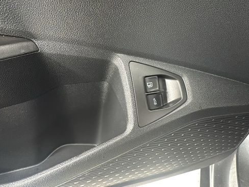 Used 2024 Volkswagen Jetta SE image 18