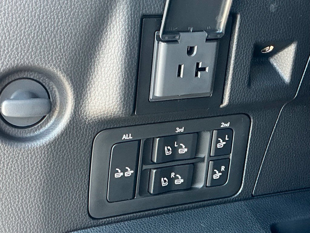 New 2026 Lexus LX 700h Luxury AWD/4WD image 19