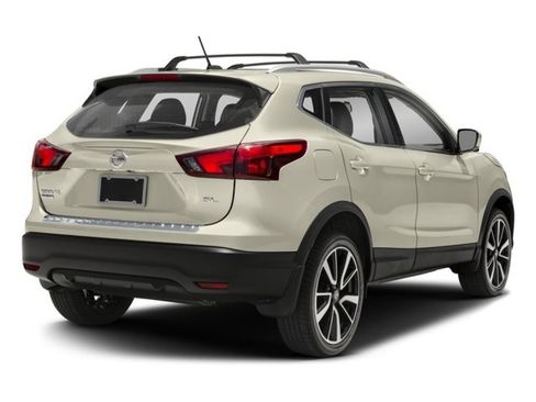 Used 2017 Nissan Rogue Sport SL w/ SL Premium Package image 2