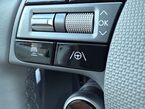 Used 2025 Hyundai Ioniq 5 SEL image 47