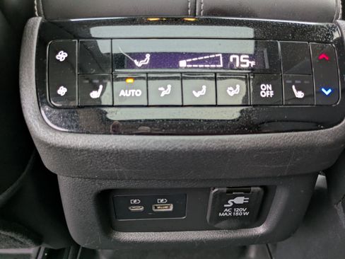 Used 2023 INFINITI QX60 Sensory w/ Vision Package image 16