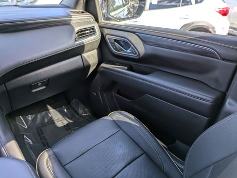 Used 2023 GMC Yukon SLT image 19