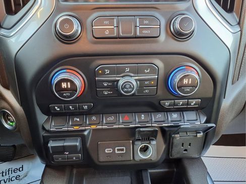 Used 2019 Chevrolet Silverado 1500 LTZ w/ LTZ Plus Package image 9