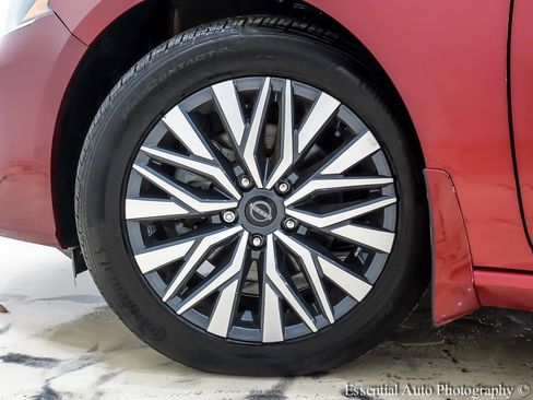 Used 2023 Nissan Altima 2.5 SV image 12