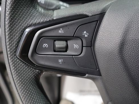 Used 2025 Chevrolet TrailBlazer LT AWD/4WD image 34