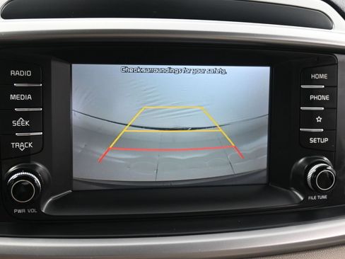 Used 2019 Kia Sorento AWD image 27