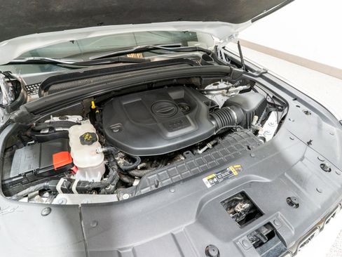 Used 2023 Jeep Grand Cherokee Summit image 38