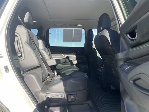 Certified 2025 Subaru Ascent Bronze Edition w/ Popular Package #2 image 17