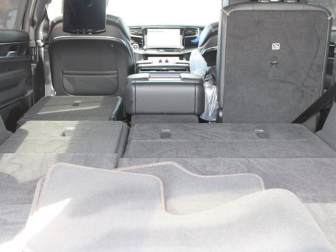 New 2025 Jeep Grand Wagoneer Series III w/ Rear Seat Video Group 1 image 57