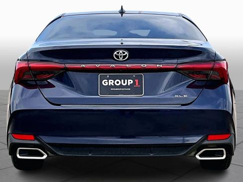 Used 2021 Toyota Avalon XLE w/ Carpet Mat Package (TMS) image 3