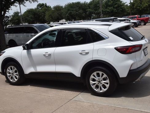 Certified 2024 Ford Escape Active w/ Tech Pack #1 AWD/4WD image 12