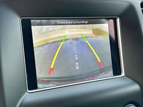 Used 2020 Jeep Grand Cherokee Laredo image 14