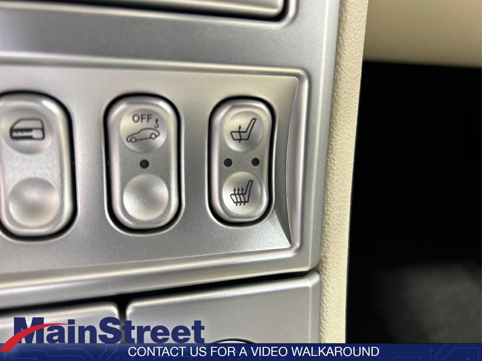 Used 2005 Chrysler Crossfire Limited RWD image 23