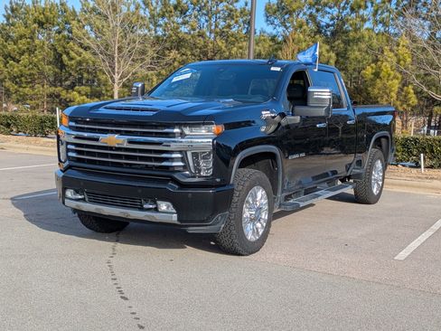 Used 2020 Chevrolet Silverado 2500 High Country w/ Z71 Off-Road Package image 8