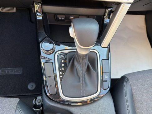 Used 2022 Kia Seltos S image 29