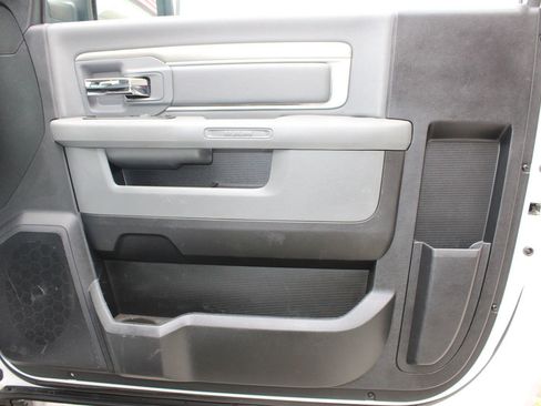 Used 2015 RAM 1500 Tradesman w/ Power & Remote Entry Group AWD/4WD image 3
