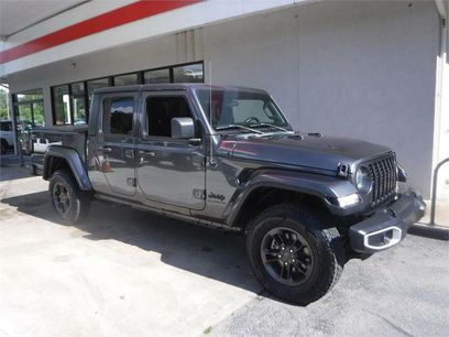 Used 2021 Jeep Gladiator Sport