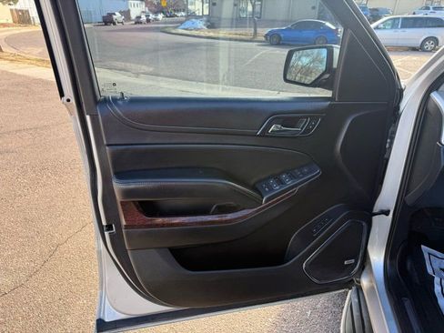 Used 2015 GMC Yukon XL SLT w/ Open Road Package image 12