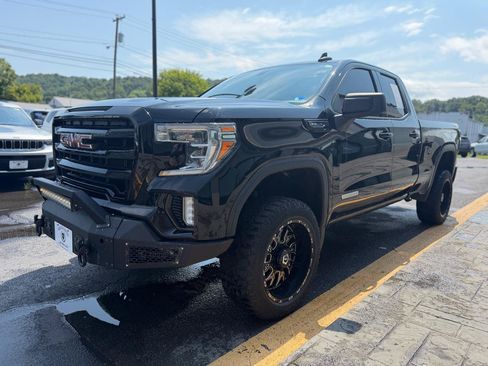 Used 2019 GMC Sierra 1500 Elevation w/ Elevation Convenience Package AWD/4WD image 4